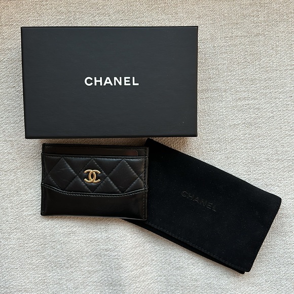 CHANEL Gabrielle card holder black - Picture 5 of 10